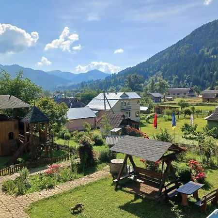 U Zumera بيت ضيافة *