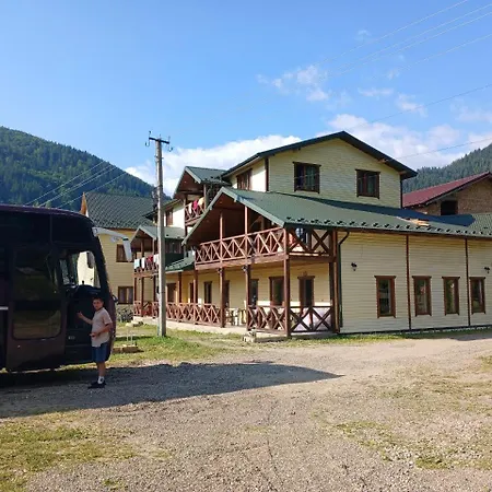 U Zumera Guest house Krivorovnya