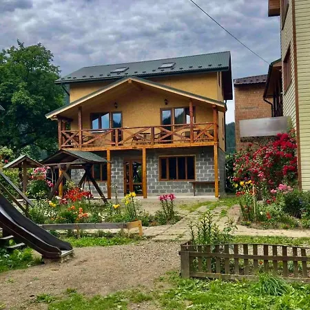 U Zumera Guest house Krivorovnya