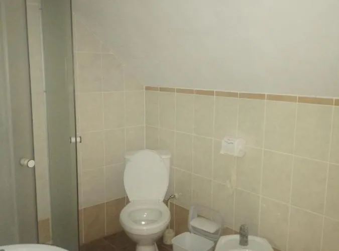 Konukevi U Zumera *